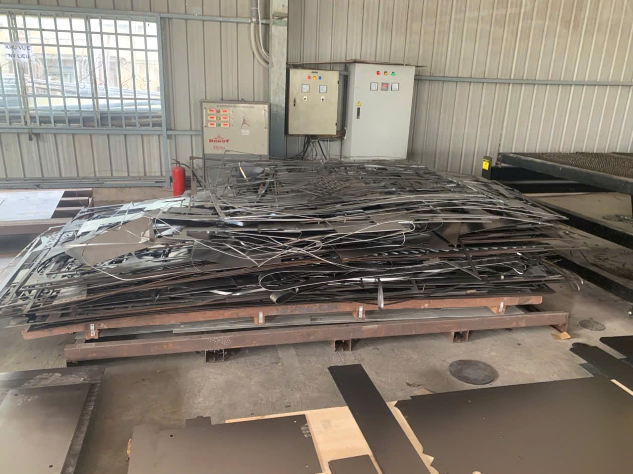 Scrap area 1.jpg